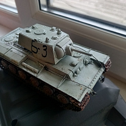 Тяжелый танк КВ